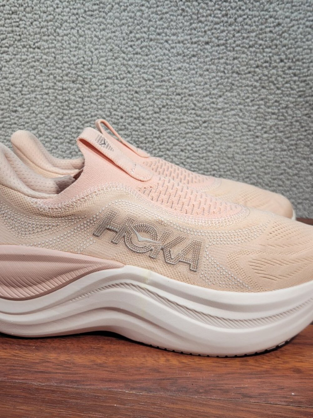 Hoka One One Skyward Laceless Women's Size 8B Rose Latte Rose Cream 1168877 - Picture 5 of 10